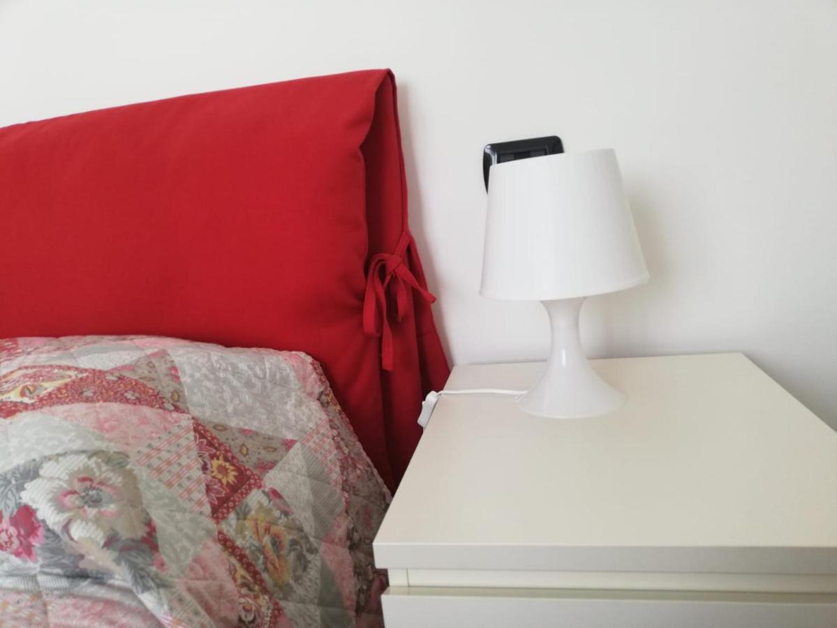 La Piazzetta Apartment สเตรซา ภายนอก รูปภาพ
